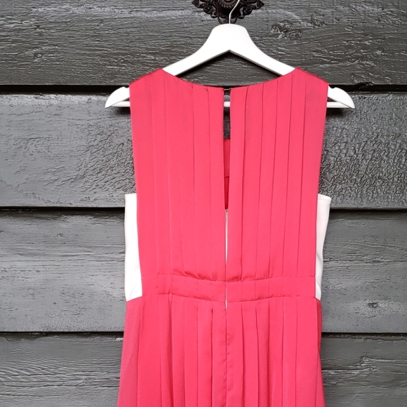 L'AGENCE Coral Red Pleated Midi Dress sz 4 No Tie - Picture 6 of 12